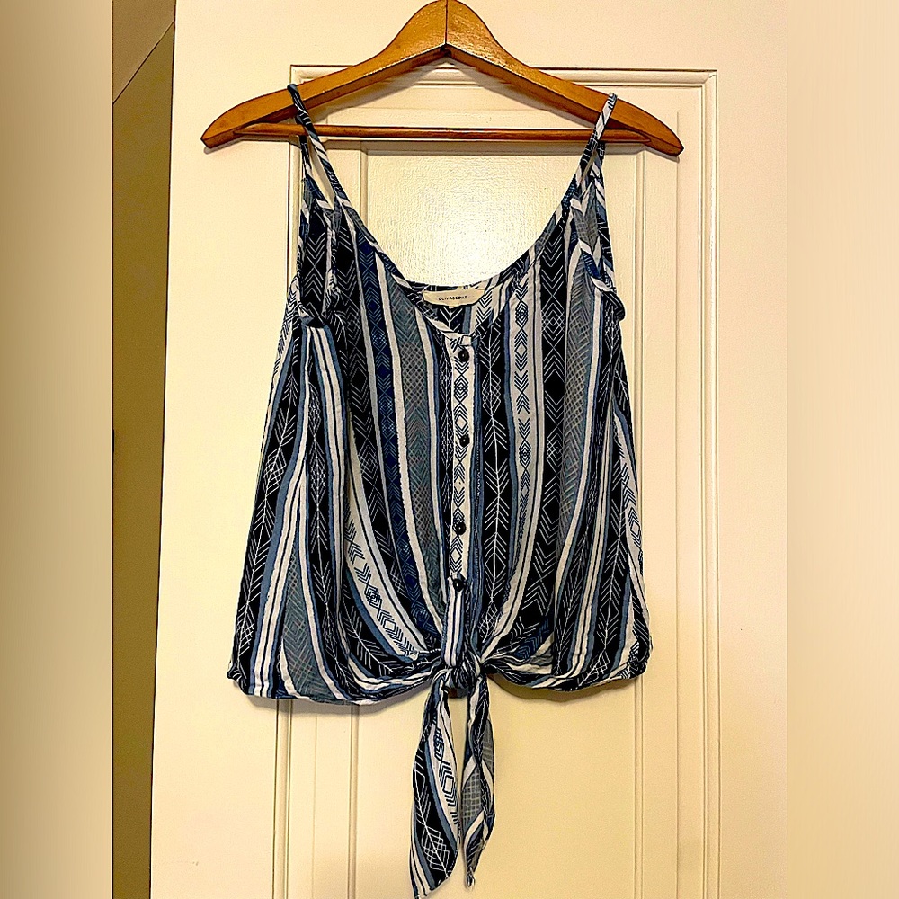 Olivaceous tank top